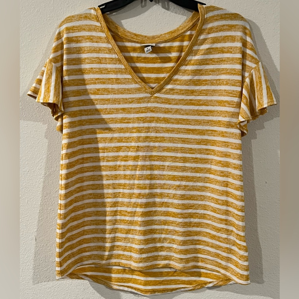 White and gold striped short sleeve